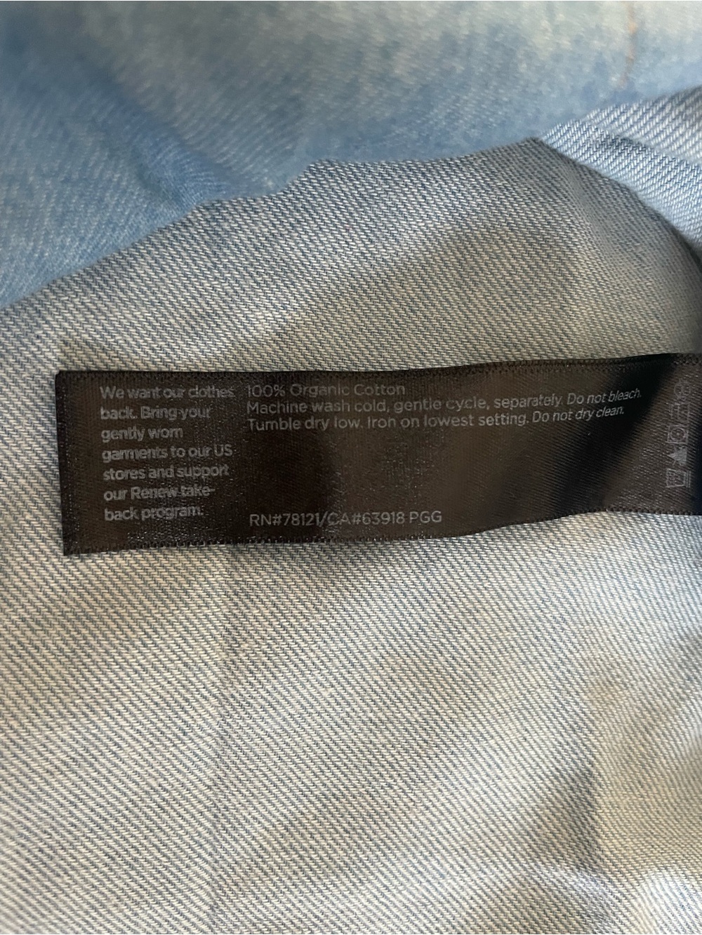 Eileen Fisher Airy Organic Cotton Twill Classic Collar Shirt in Washed Indigo 1X - Picture 4 of 7